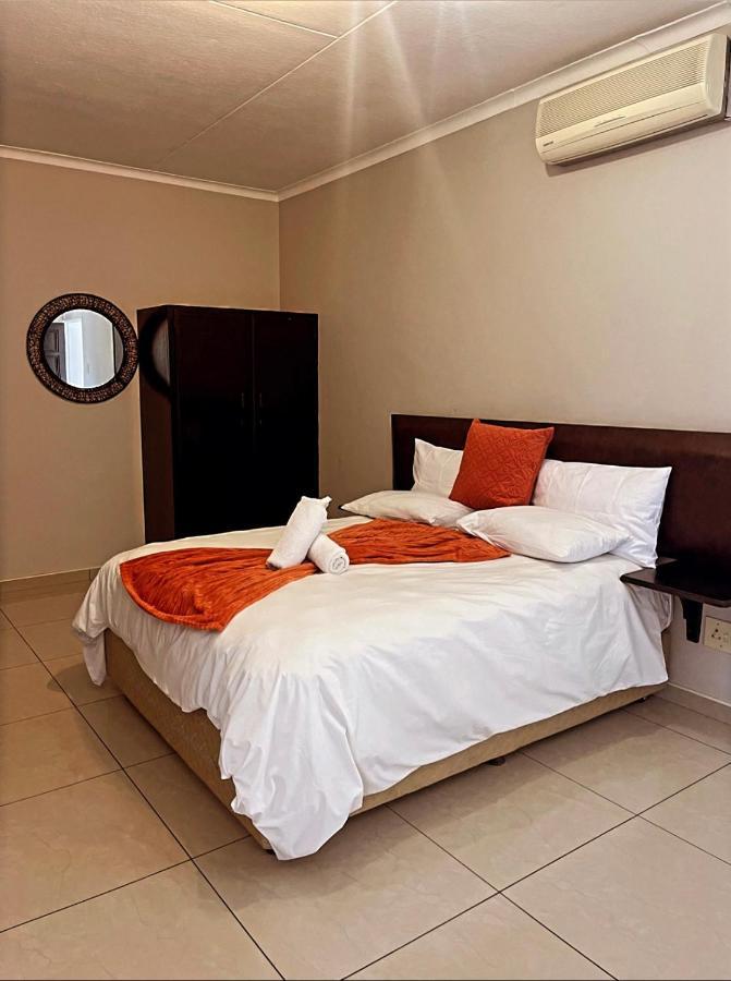 Ethithiya Boutique Guesthouse Виндхук Экстерьер фото