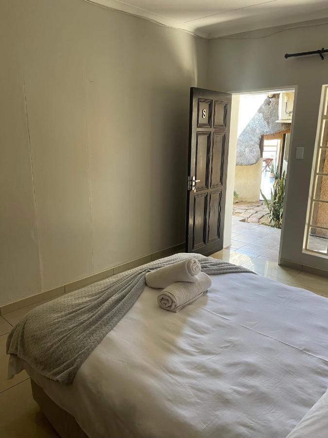 Ethithiya Boutique Guesthouse Виндхук Экстерьер фото